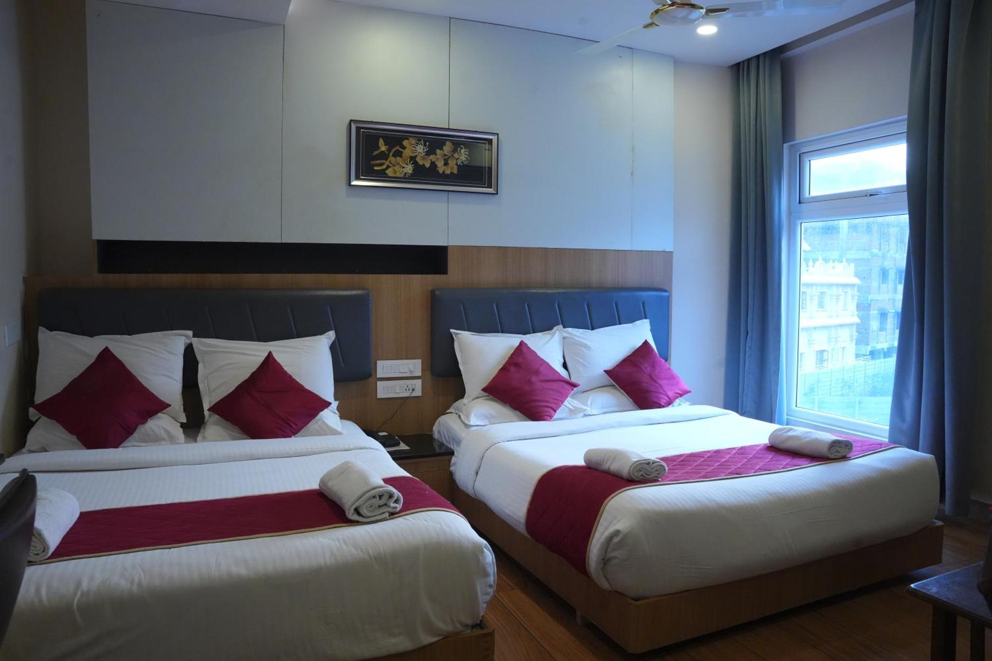 Kvp Golden Inn Tirupati Exterior foto